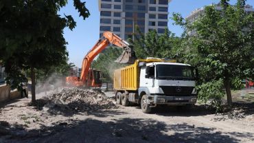 Karaköprü’de Yollar Ve Sokaklar Yenileniyor